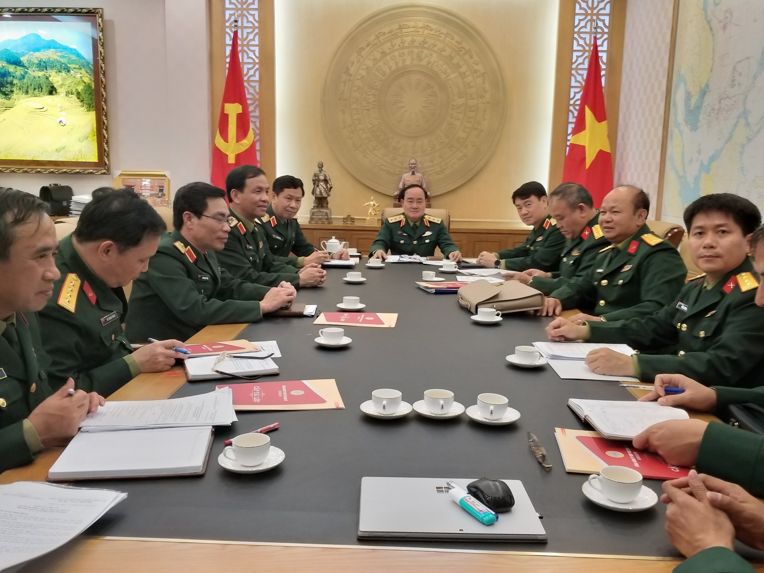 thu-truong-bo-quoc-phong-thong-qua-de-an-co-cau-lai-tong-cong-ty-hop-tac-kinh-te-den-nam-2020-va-nhung-nam-tiep-theo
